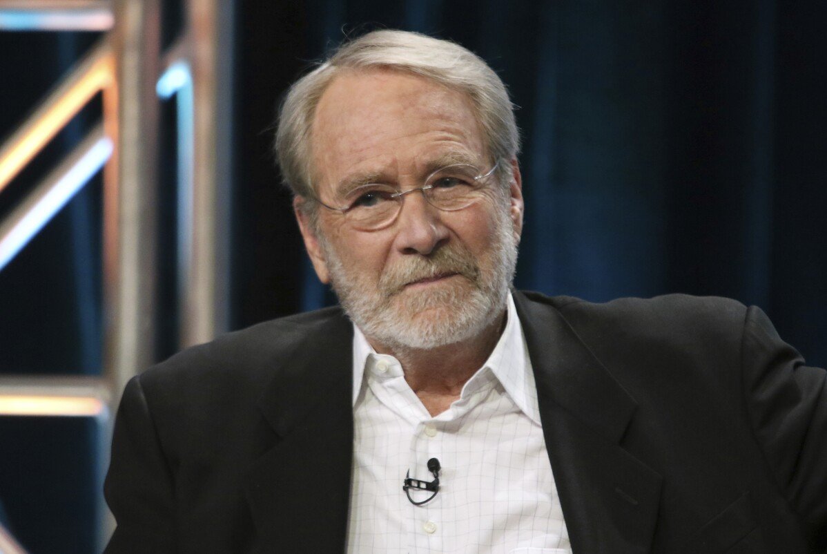 Martin Mull, comique branché et acteur de 'Fernwood Tonight' et 'Roseanne', décède à l'âge de 80 ans